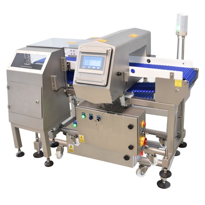 ELEKTRON-MD metal detectors for small and medium products with a separator
